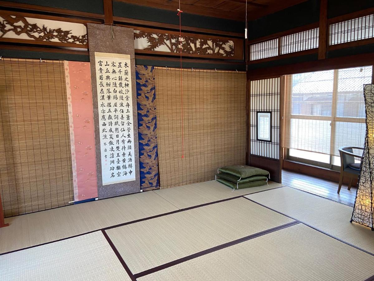 古民家ゲストハウス穏 Sakaide Bagian luar foto
