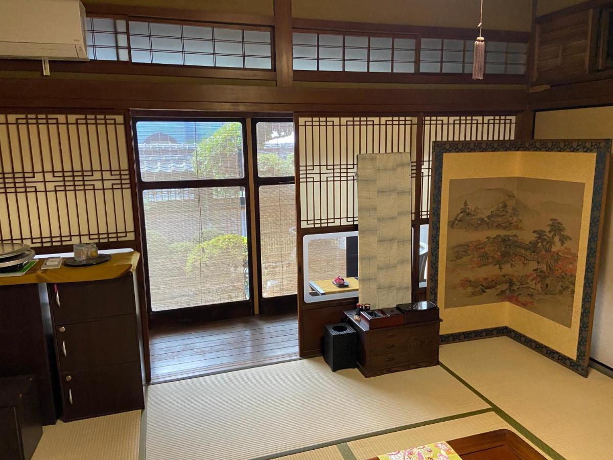 古民家ゲストハウス穏 Sakaide Bagian luar foto