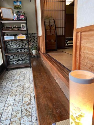 古民家ゲストハウス穏 Sakaide Bagian luar foto